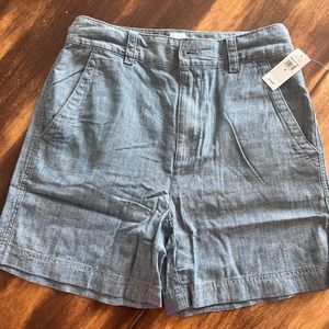 GAP Size 2 High Rise Girlfriend Khaki Shorts